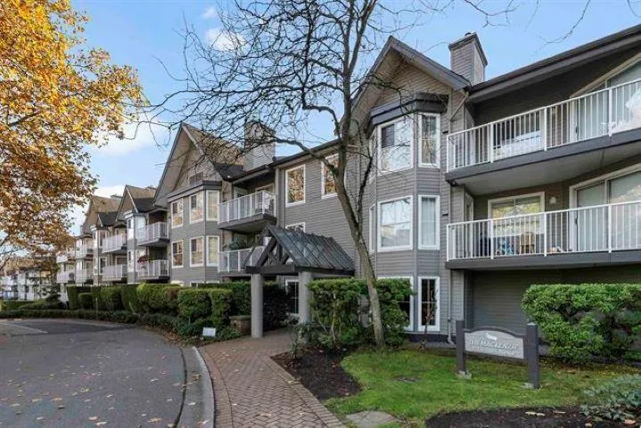 106 15130 108 AVENUE, Surrey, British Columbia V3R0T8