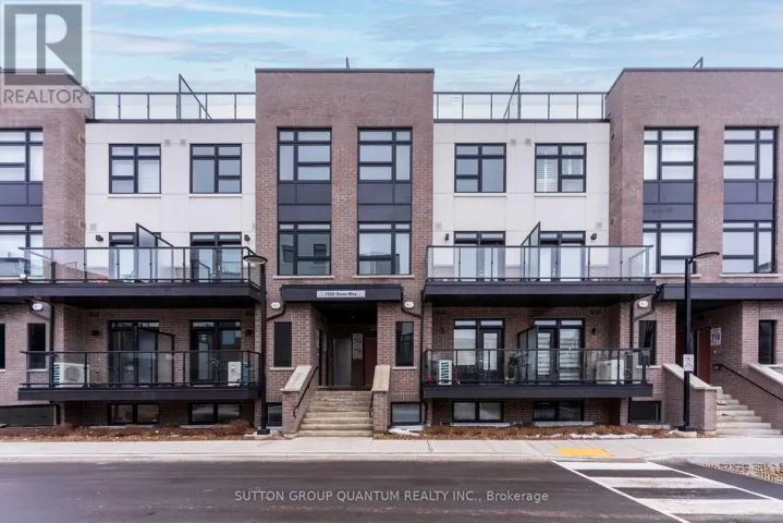 111 - 1589 ROSE WAY, Milton (CB Cobban), Ontario L9E1N4