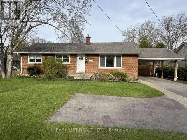 345 HEAD STREET N, Strathroy-Caradoc (NE), Ontario N7G2J8