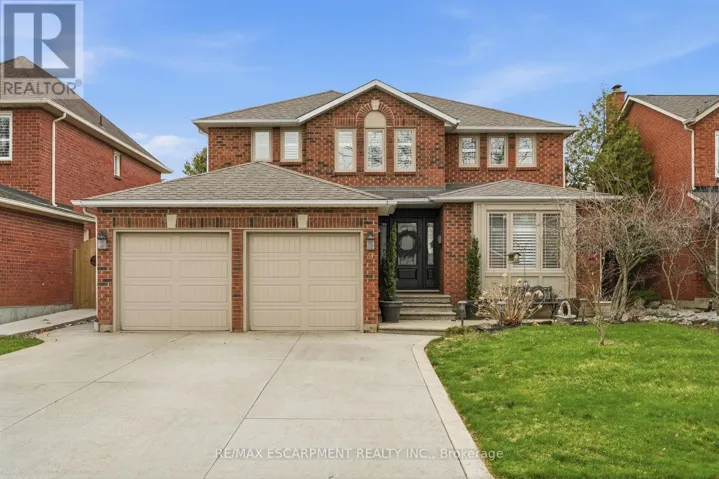 9 STONE GATE DRIVE, Grimsby (Grimsby Beach), Ontario L3M5C6