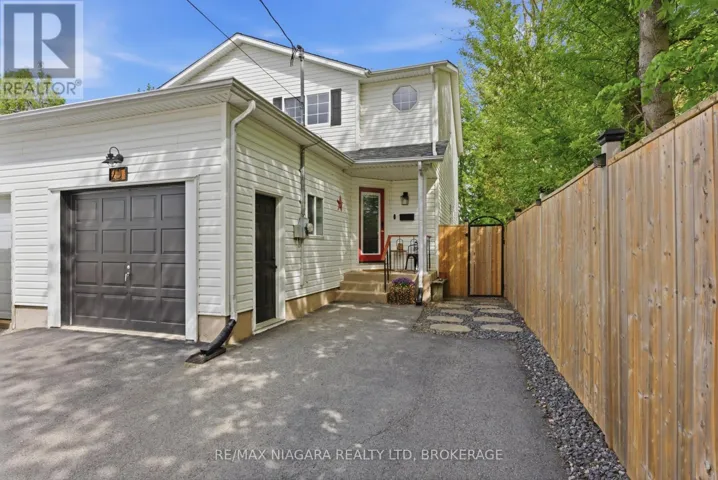 25 BEVERLY STREET, St. Catharines (Oakdale), Ontario L2P2J9