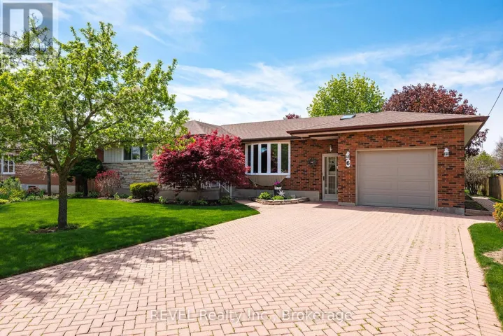 6 HARCOVE STREET, St. Catharines (Vine/Linwell), Ontario L2N1W8