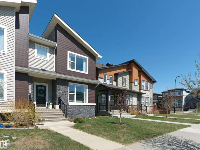 3608 8 AV SW, Edmonton, Alberta T6X2G6