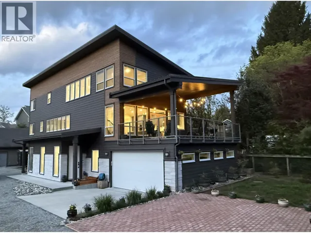 24025 FERN CRESCENT, Maple Ridge, British Columbia V4R2S1
