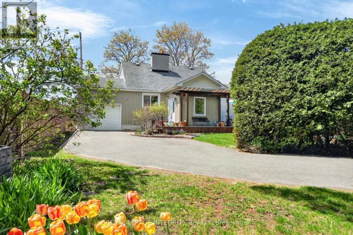 957 BLAIR ROAD, Ottawa, Ontario K1J7M9