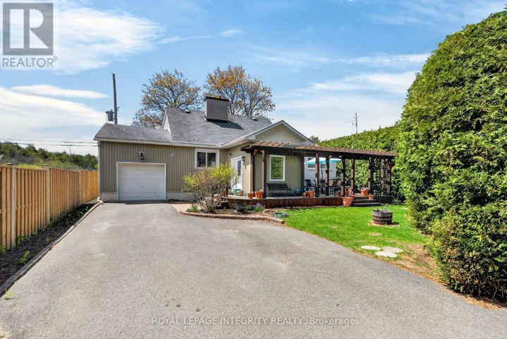 957 BLAIR ROAD, Ottawa, Ontario K1J7M9