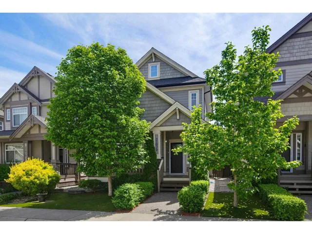 21030 80A AVENUE, Langley, British Columbia V2Y0J4