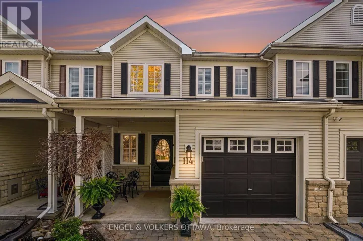 114 RUSTWOOD PRIVATE, Ottawa, Ontario K2J5L5