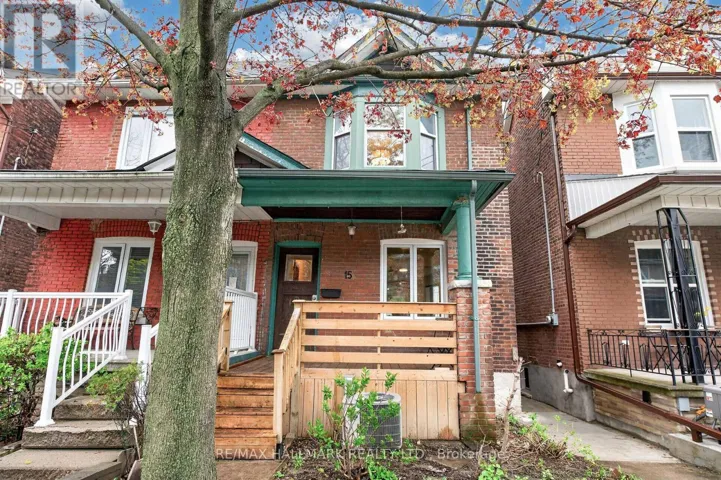 15 PAGE STREET, Toronto (Palmerston-Little Italy), Ontario M6G1J3