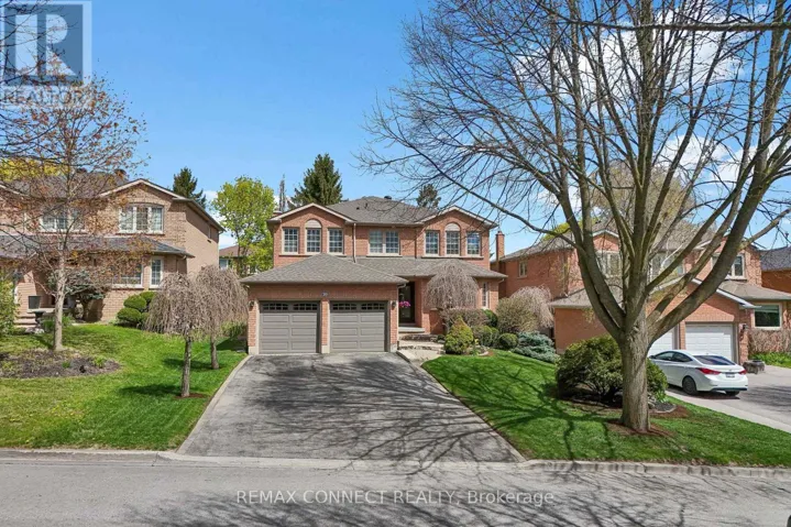 20 GOLDSMITH CRESCENT, Newmarket (Armitage), Ontario L3X1R4