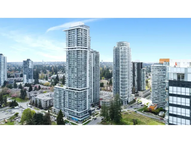 616 13350 CENTRAL AVENUE, Surrey, British Columbia V3T0S1