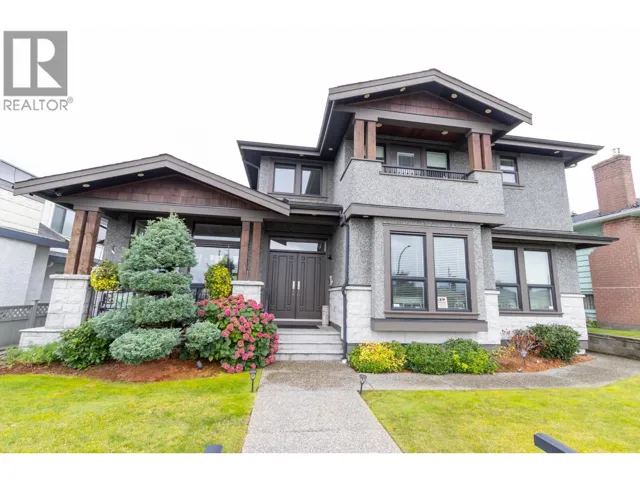 4152 HAZELWOOD CRESCENT, Burnaby, British Columbia V5G2R1