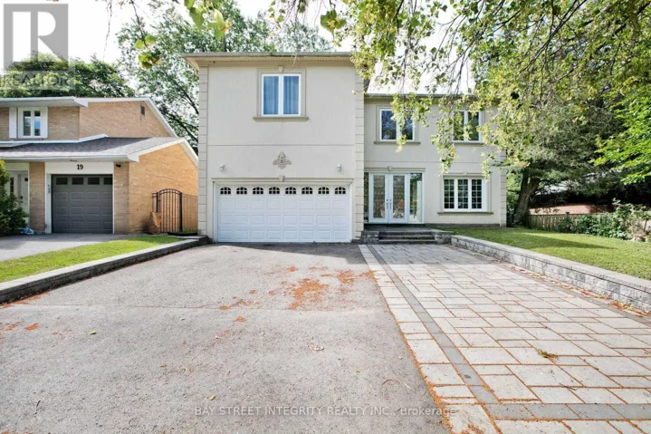 17 GUSTAV CRESCENT, Toronto (Newtonbrook East), Ontario M2M2C6