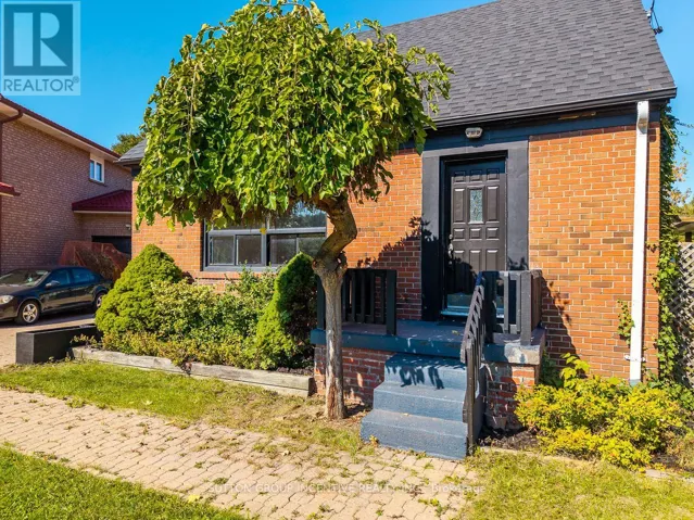 65 BARRHEAD CRESCENT, Toronto (Rexdale-Kipling), Ontario M9W3Z8