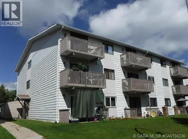 207, 114 Mount Pleasant Drive, Camrose, Alberta T4V2M7