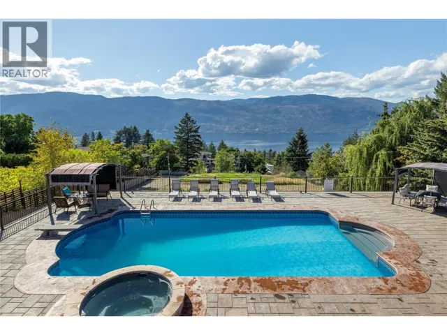 1727 Davidson Road, Lake Country, British Columbia V4V1J9