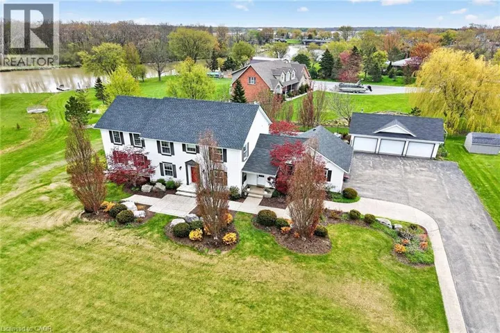 20 HALDIMAND Trail, Dunnville, Ontario N1A1W9