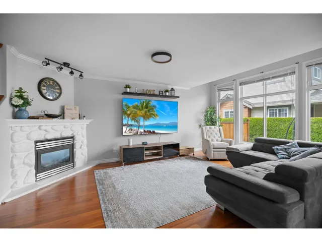 10 7475 GARNET DRIVE, Sardis West Vedder, Chilliwack, British Columbia V2R5W7