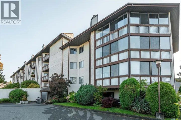 101 69 Gorge Rd W, Saanich, British Columbia V9A1L9