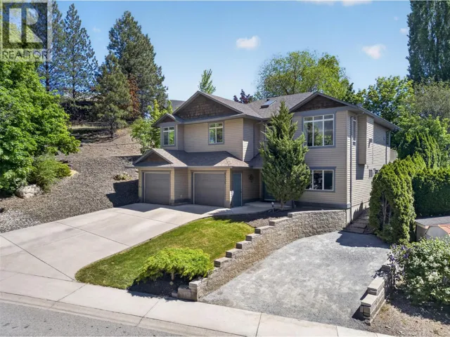 2131 Shannon Way, West Kelowna, British Columbia V4T2G6