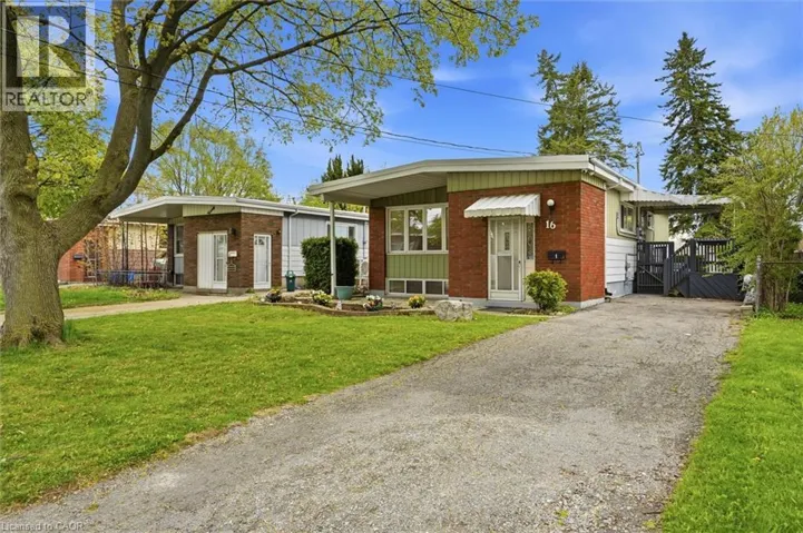 16 RONALDSHAY Avenue, Hamilton, Ontario L9A3B1