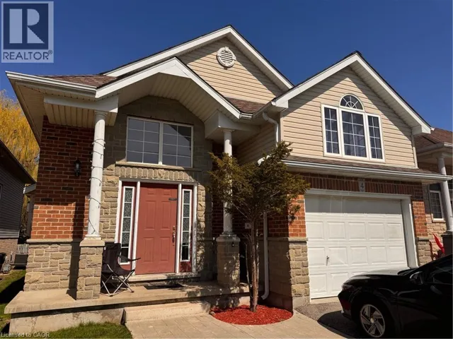 4 SMETANA Drive Unit# B, Kitchener, Ontario N2B3B8