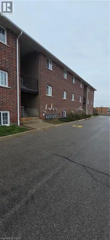 274 E HIGHLAND Road E Unit# 10, Kitchener, Ontario N2M3W4