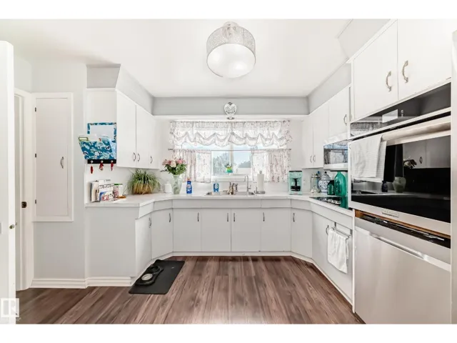 3611 108 ST NW, Edmonton, Alberta T6J1B3