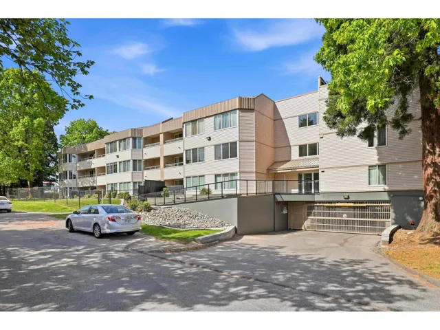 101 9635 121 STREET, Surrey, British Columbia V3V7L8