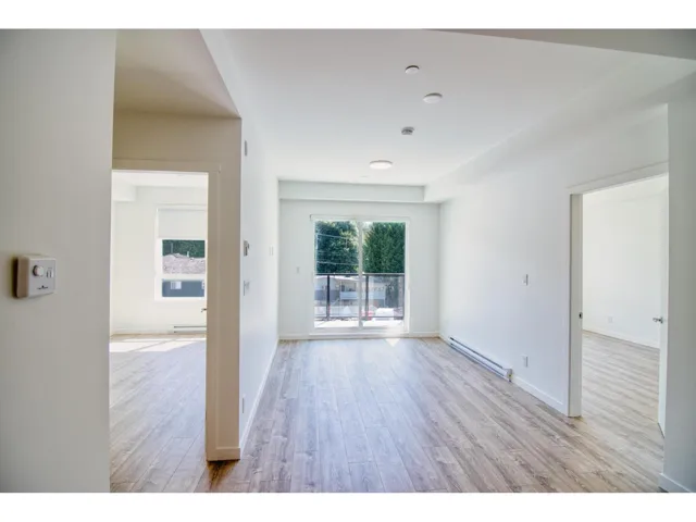417 13969 96 AVENUE, Surrey, British Columbia V3T0T1