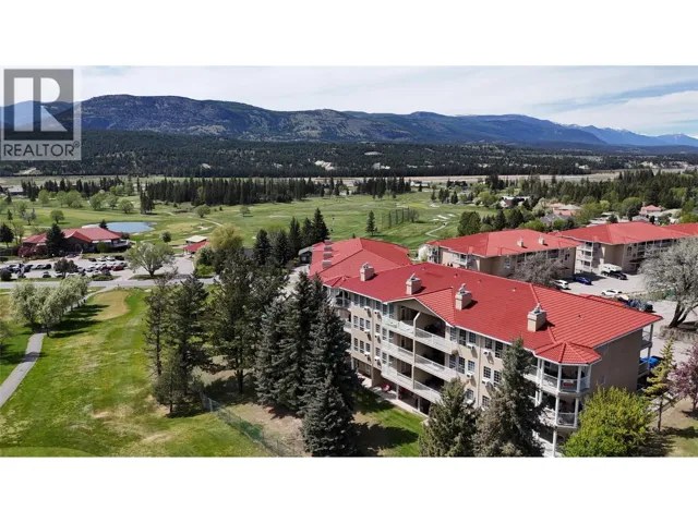 5052 RIVERVIEW Road Unit# 1004, Fairmont Hot Springs, British Columbia V0B1L1
