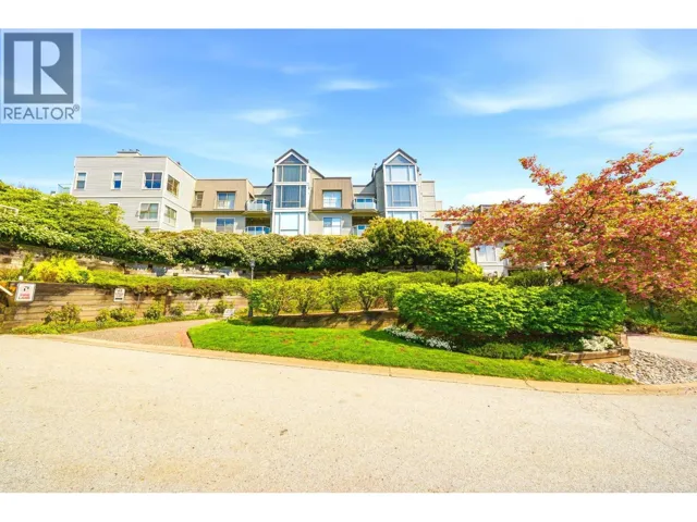 304 48 RICHMOND STREET, New Westminster, British Columbia V3L5P4