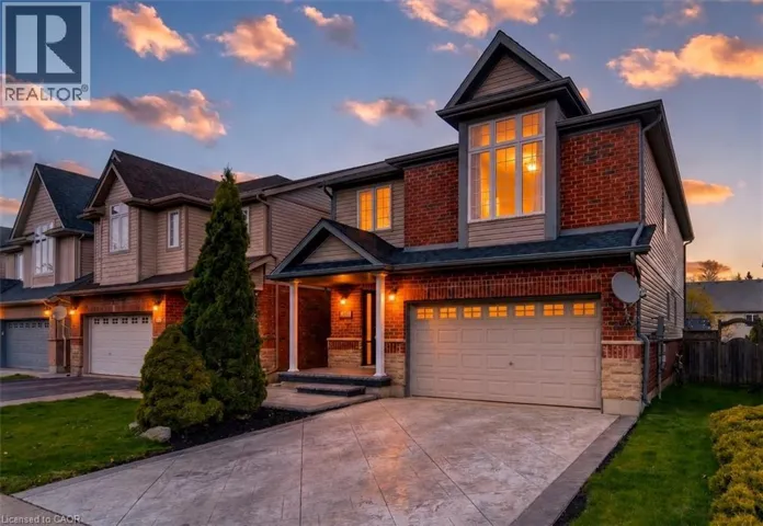 425 SAUVE Crescent, Waterloo, Ontario N2T2Y8