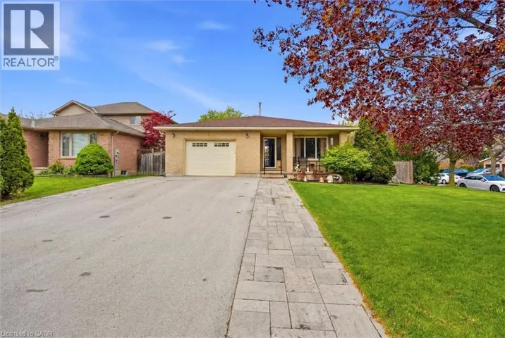 18 ANNE Court, Grimsby, Ontario L3M5B4