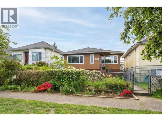2248 MANNERING AVENUE, Vancouver, British Columbia V5N3C4