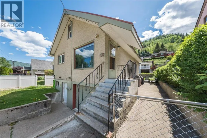 128 Haig Street, Warfield, British Columbia V1R2L9