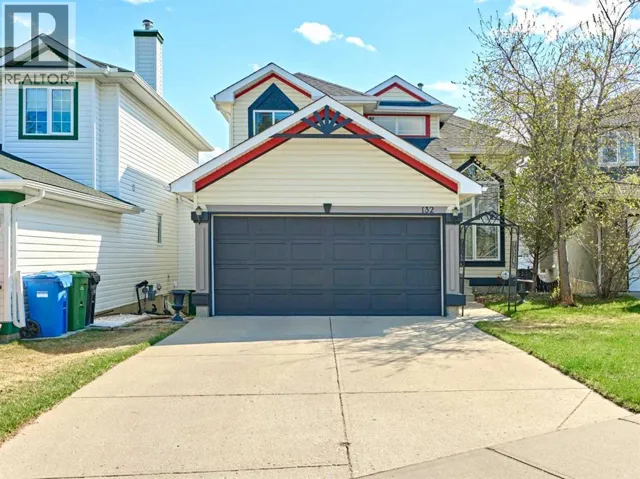 132 Somercrest Close SW, Calgary, Alberta T2Y3H8