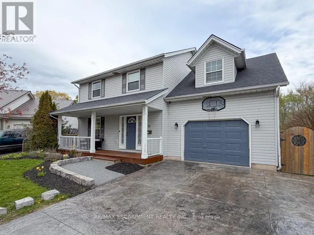 21 MAPLEWOOD COURT, Haldimand (Dunnville), Ontario N1A3G8