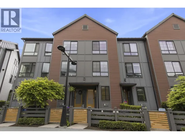 38046 KEEL WAY, Squamish, British Columbia V8B2A1