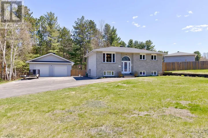 9 JAMIE CRESCENT, Petawawa, Ontario K8H3N2
