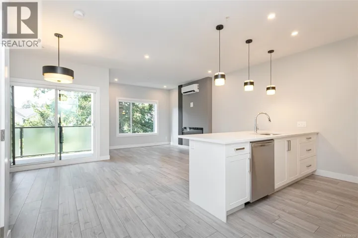 305 924 Jenkins Ave, Langford, British Columbia V9B2N7