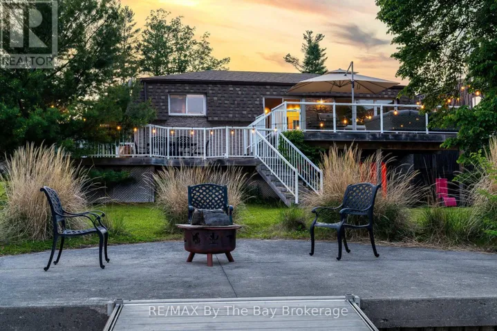 83 OLD MOSLEY STREET, Wasaga Beach, Ontario L9Z2J5