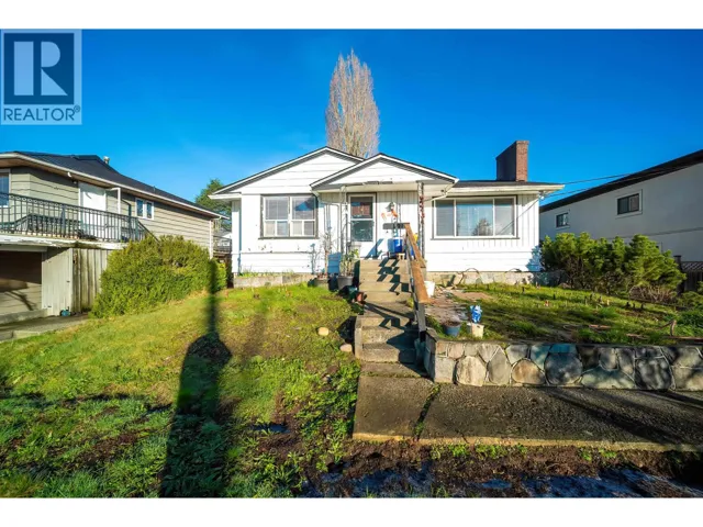 915 WALLS AVENUE, Coquitlam, British Columbia V3K2T2