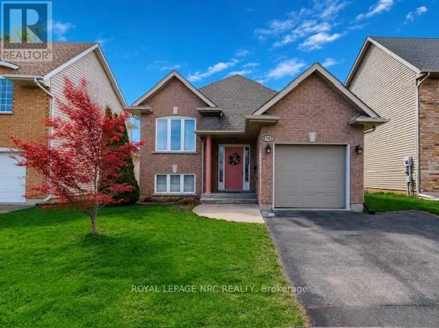 6787 AILANTHUS AVENUE, Niagara Falls (Arad/Fallsview), Ontario L2G4C6