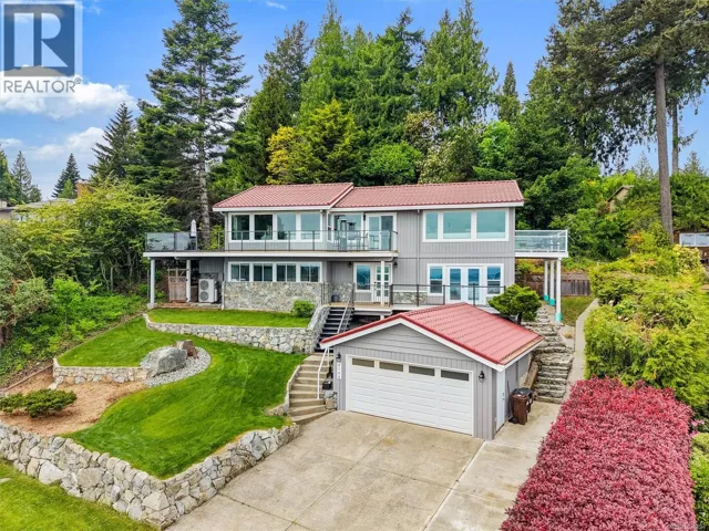 8750 Pender Park Dr, North Saanich, British Columbia V8L3Z5