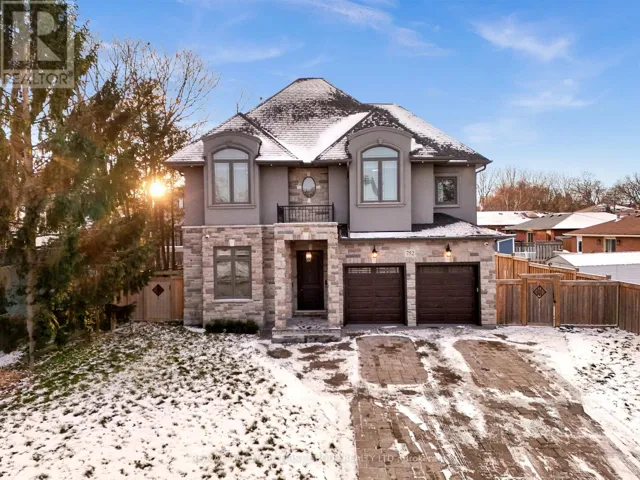 752 HILLVIEW CRESCENT, Pickering (West Shore), Ontario L1W2S1