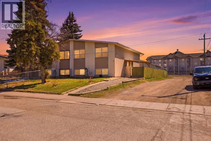 54 Pennsburg Way SE, Calgary, Alberta t2A2J5