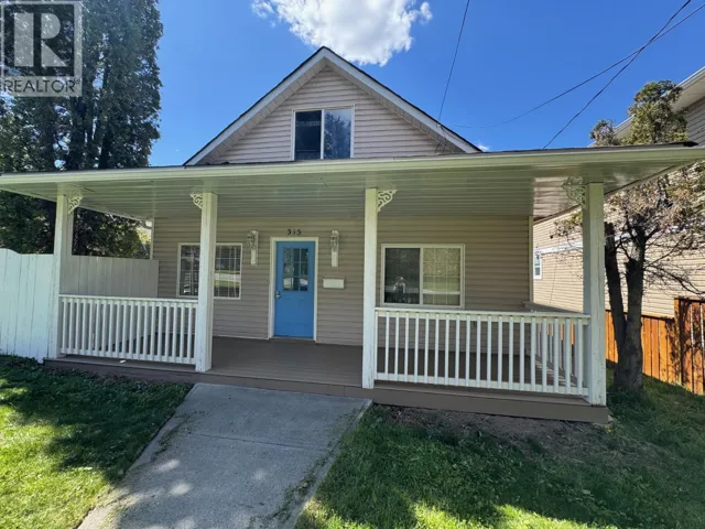 315 11th Avenue S, Cranbrook, British Columbia V1C2P7
