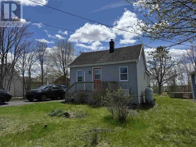 39 Coll Ave,, Stellarton, Nova Scotia B0K1S0