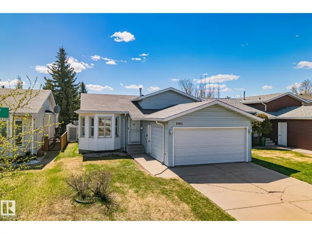 18903 70 AV NW, Edmonton, Alberta T5T5E1